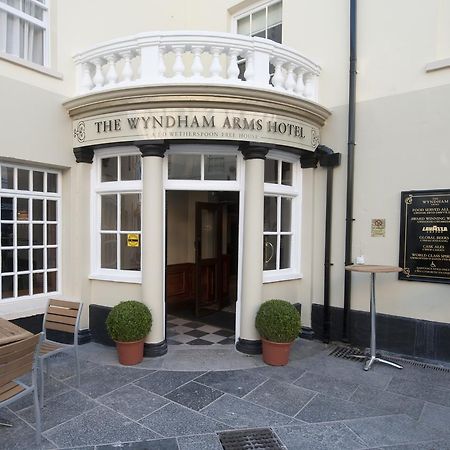 The Wyndham Arms-Wetherspoon Hotel Bridgend  Exterior photo